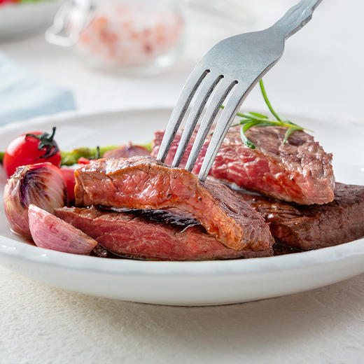 【冷冻】国产有机天莱香牛牛肉安格斯菲力牛排150g*5盒 商品图3