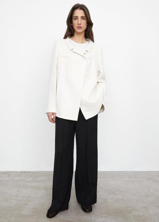 TOTEME 奶白粗花呢斜扣外套 商品图2