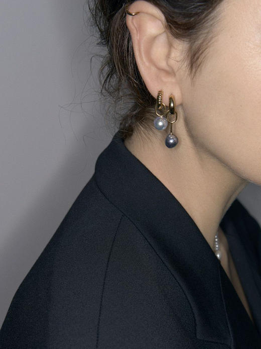 北京仓｜MARIA BLACK-Houseparty Huggie-巴洛克珍珠 耳环（金色 单只）［丹麦设计师］ 商品图1