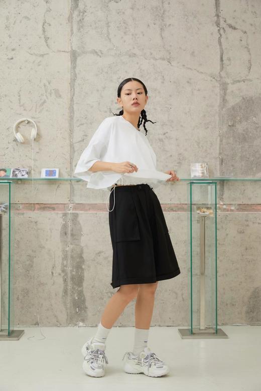 女针织上衣8250 商品图1