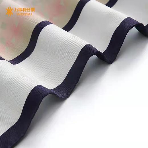 真丝双面印花大方巾 沧澜 商品图1
