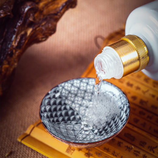 景阳冈赖茆酱香型52度十年国产白酒500ml*6瓶整箱 珍藏送礼接待宴请用 商品图3