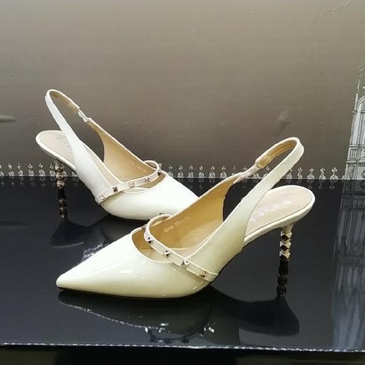 lfgj jeans BJ606夏季性感魅惑漆皮铆钉凉鞋 商品图11