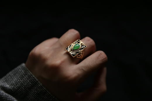 Boque d+ 宝趣定制原创设计ArtDeco风格18K金翡翠耳钉改造定制戒指 商品图0