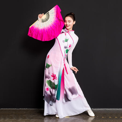 正品真丝舞蹈扇子 双面胶州扇 秧歌扇子竹骨标准跳舞扇子表演扇子 商品图0