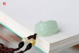 天然翡翠【福猪】吊坠  配精美挂绳