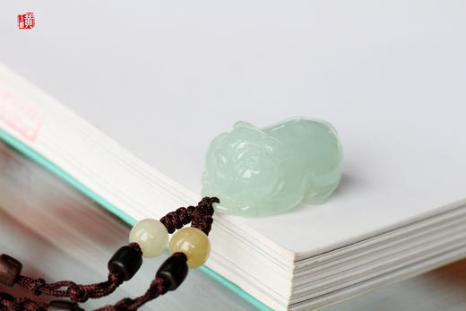 天然翡翠【福猪】吊坠  配精美挂绳 商品图0
