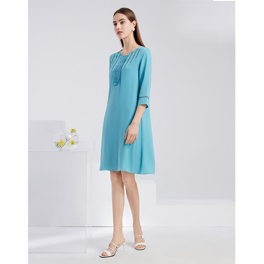 EITIE爱特爱夏季新款时尚气质通勤宽松显瘦A版中袖连衣裙 商品图3