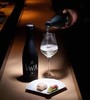 香槟王首席酿酒师联合Marc Newson打造极奢清酒 IWA5 商品缩略图4