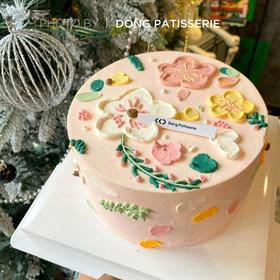 INS复古 手绘粉花 · 奶油蛋糕