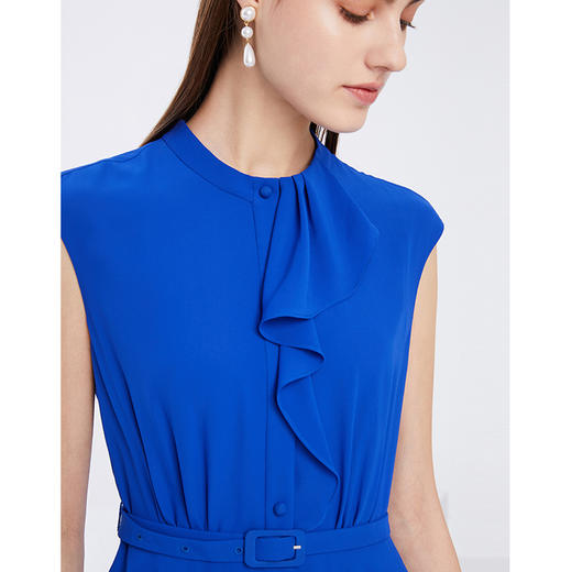 EITIE爱特爱夏季新款洋气时尚气质领结包肩袖收腰蛋糕连衣裙6207969 商品图2