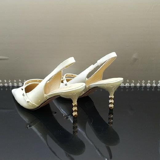 lfgj jeans BJ606夏季性感魅惑漆皮铆钉凉鞋 商品图10