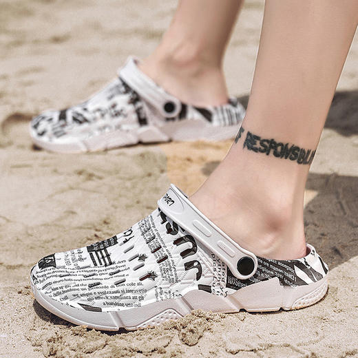 【服饰鞋包】步潮汇夏季防滑沙滩情侣洞洞凉拖鞋 商品图0