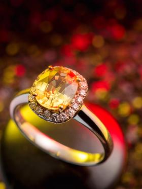 我们上一期比较高端的珠宝专场。 