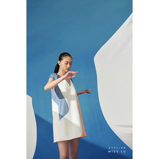 【起泡鲜橙】撞色拼接遮肉泡泡袖A字连衣裙/0000711 商品图2