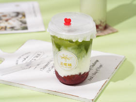 抹茶牛乳撞草莓