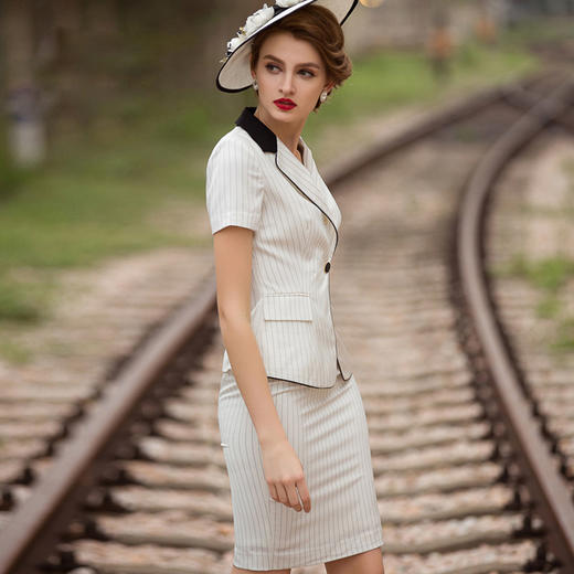 IWY/时尚白色条纹西装套装女士正装职业装女装名媛气质西服套裙CS0391 商品图2