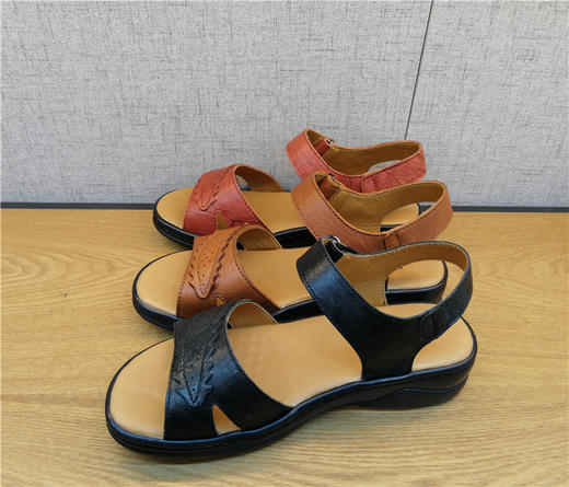 2019豪行夏季新款29212015真皮休闲低跟女鞋凉鞋妈妈鞋专柜正品 商品图1