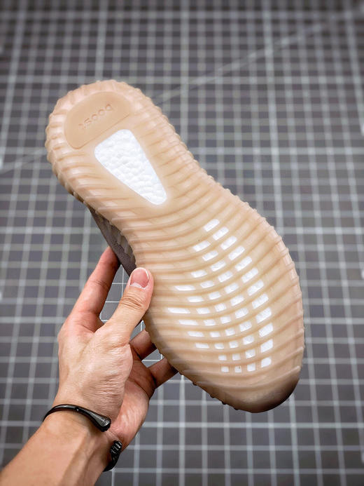 春季特价💰580 原装巴斯夫真爆 # Yeezy Boost 350 V2 "Mono Mist" 迷雾棕 商品图6