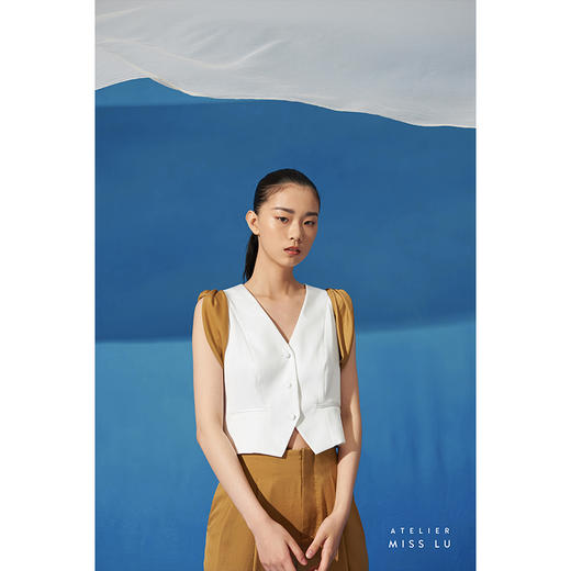 【木马】古铜黄撞色拼接卷袖遮肉百搭小马甲/00191A 商品图1