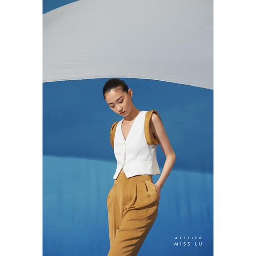 【木马】古铜黄撞色拼接卷袖遮肉百搭小马甲/00191A 商品图2