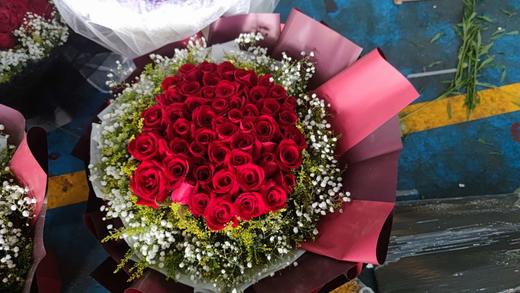【非你莫属】52枝红色玫瑰 生活因你充满花香 商品图0