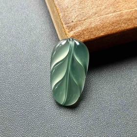 高冰种淡晴水翡翠叶子