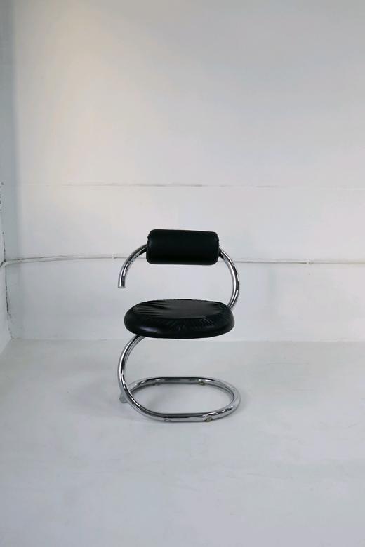 Cobra Chair 眼镜蛇椅by Giotto Stoppino 商品图4