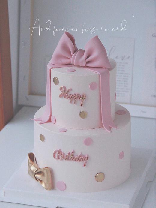 粉色蝴蝶结蛋糕（务必提前12小时下单） 商品图0