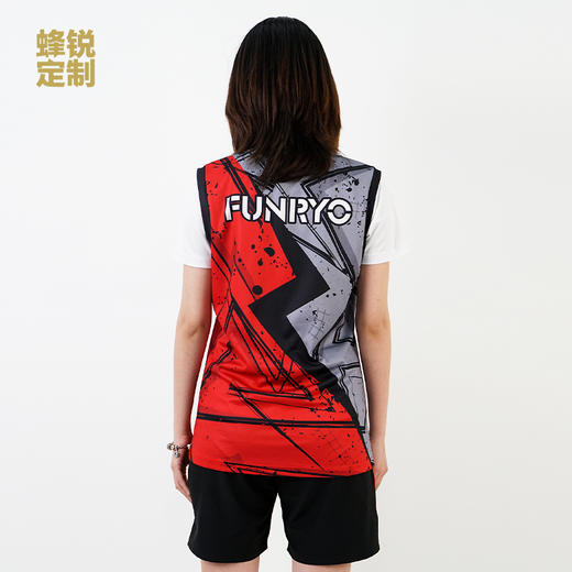 蜂锐定制运动无袖训练上衣 商品图4