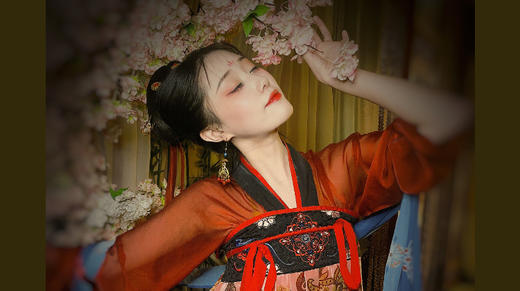 （选修课）周1C民族舞基础班公园前2【韩清竹】 商品图0