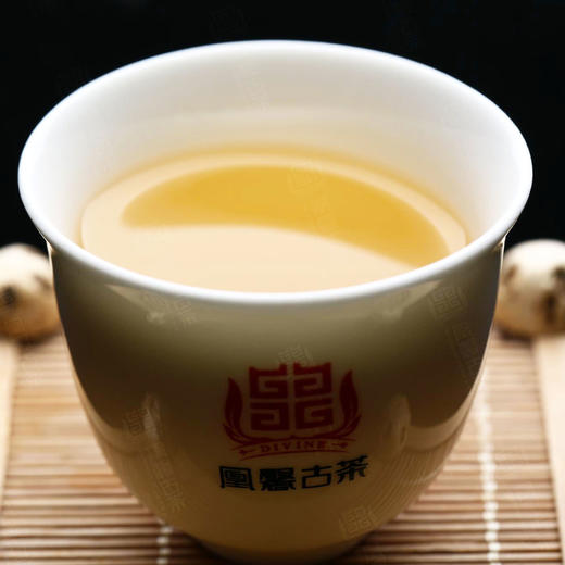凰馨古茶【521国际茶日】纪念饼2021年头春普洱生茶200g 商品图1