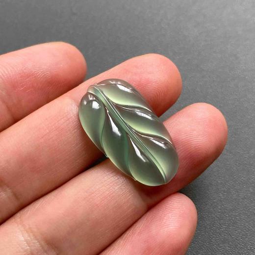 高冰种淡晴水翡翠叶子 商品图6