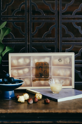 黑芝麻榛子芝麻丸，可以当零食吃哦~