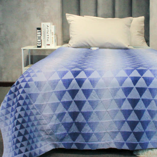 日本西川 渐变菱格空气凉毯 商品图1