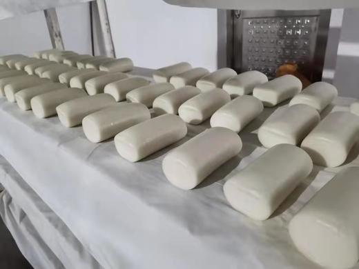 黔西南安龙【饵块粑】浓郁米香 香糯筋道 全国包邮 偏远地区不包邮 商品图4