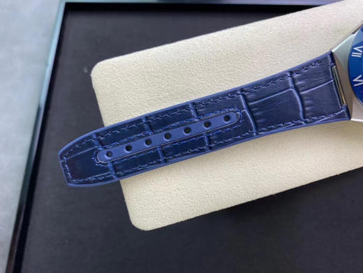 【N 2021新作】星辉永恒之星座腕表.欧米茄OMEGA 第五代星座系列！全新原装尺寸41MM腕表！
1⃣️圈口升级，原装一致抛光进口陶瓷表圈，刻度采用白金电镀工艺，经久不褪色； 商品图14