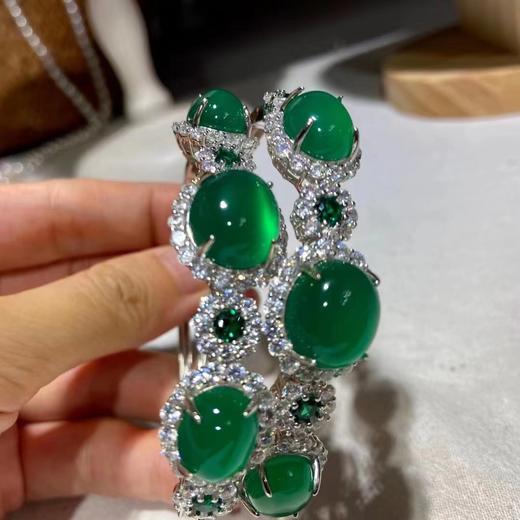 价值1000+ 521福利！沧海遗珠！天然起光玻璃种绿玉髓手镯 百万翡翠即视感！合金底座 预售 商品图6