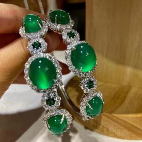 价值1000+ 521福利！沧海遗珠！天然起光玻璃种绿玉髓手镯 百万翡翠即视感！合金底座 预售