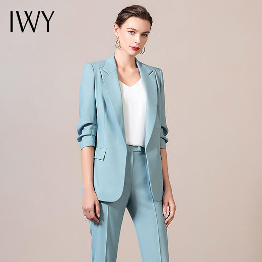 IWY/绿色职业西装套装薄款五分袖气质高档办公制服时尚主持人
212055C1+P1 商品图0