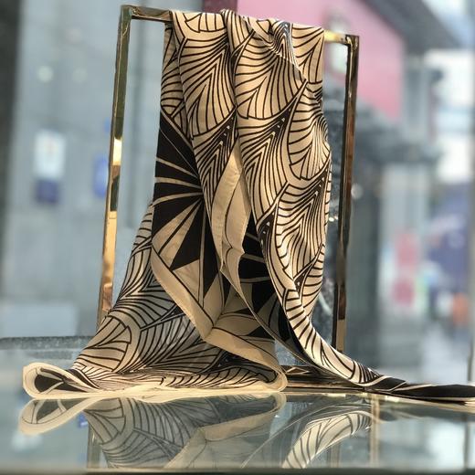 优品堂《迷缀》70桑蚕丝方巾 商品图2