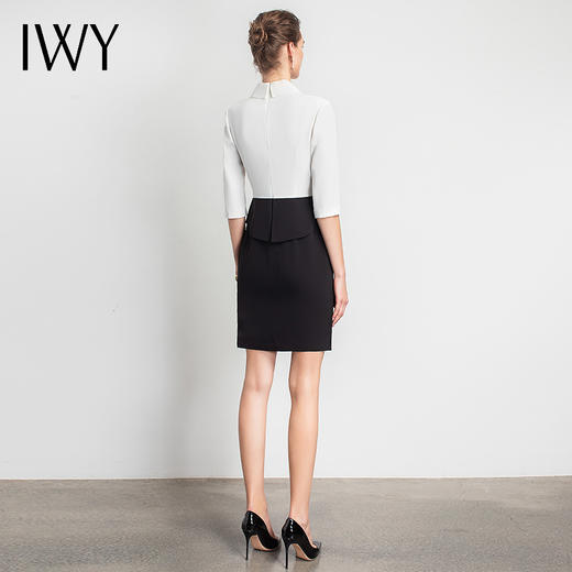 IWY/黑白拼色假两件连衣裙职业装西服设计感干练时尚休闲包裙商务
Q11233-W 商品图3