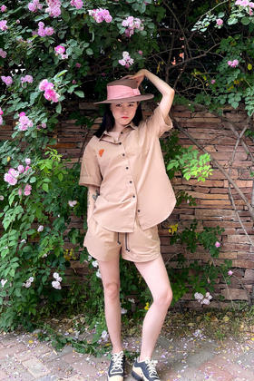 可颂拿铁夏季休闲衬衫套装