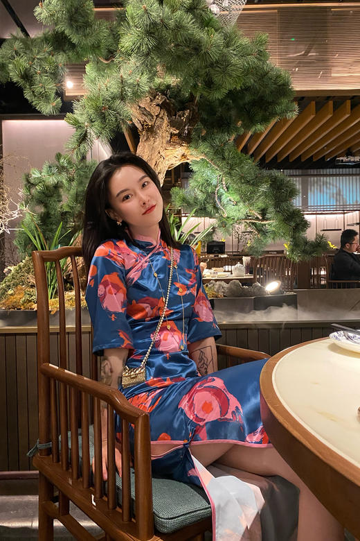 锦鲤系列蓝蓝吸睛幸运旗袍 商品图0