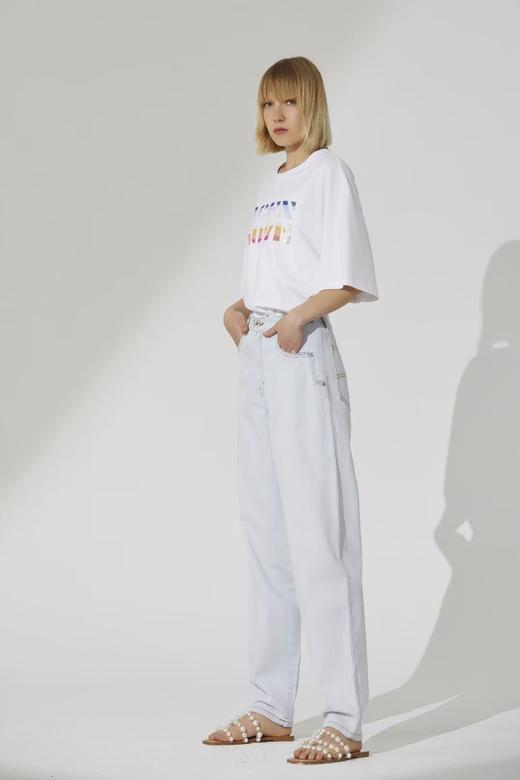 亮片绣浅洗水色牛仔裤 商品图2