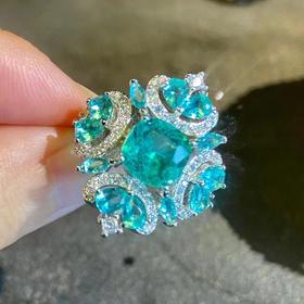 价值6800 惊艳！帕拉伊巴戒指 豪华镶嵌 人工宝石 肉眼无差 美到没有言语！预售