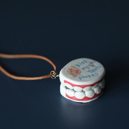 七口「翻盖式牙齿」项链 商品图0