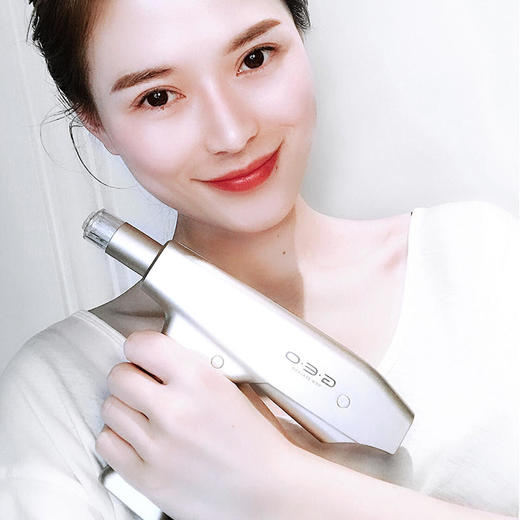 已下架【100代金券】纽西之谜纳米晶片水光枪 戚薇张韶涵推荐家用[福利品] 商品图3