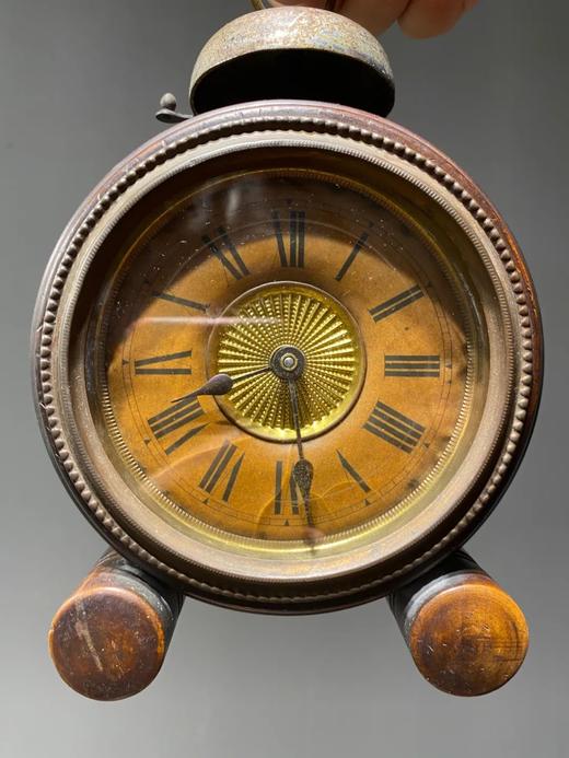 整木挖镶嵌机械式闹钟，民国时期， 顺丰包邮 商品图6