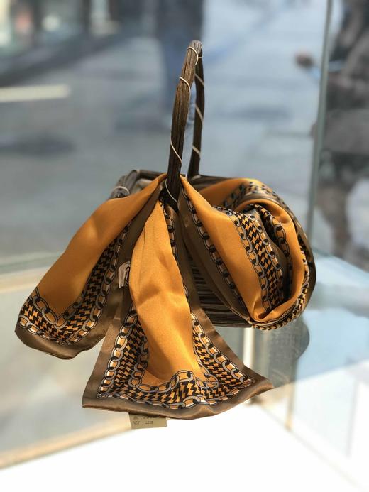 优品堂《春的律动》桑蚕丝双层条形长巾 商品图4